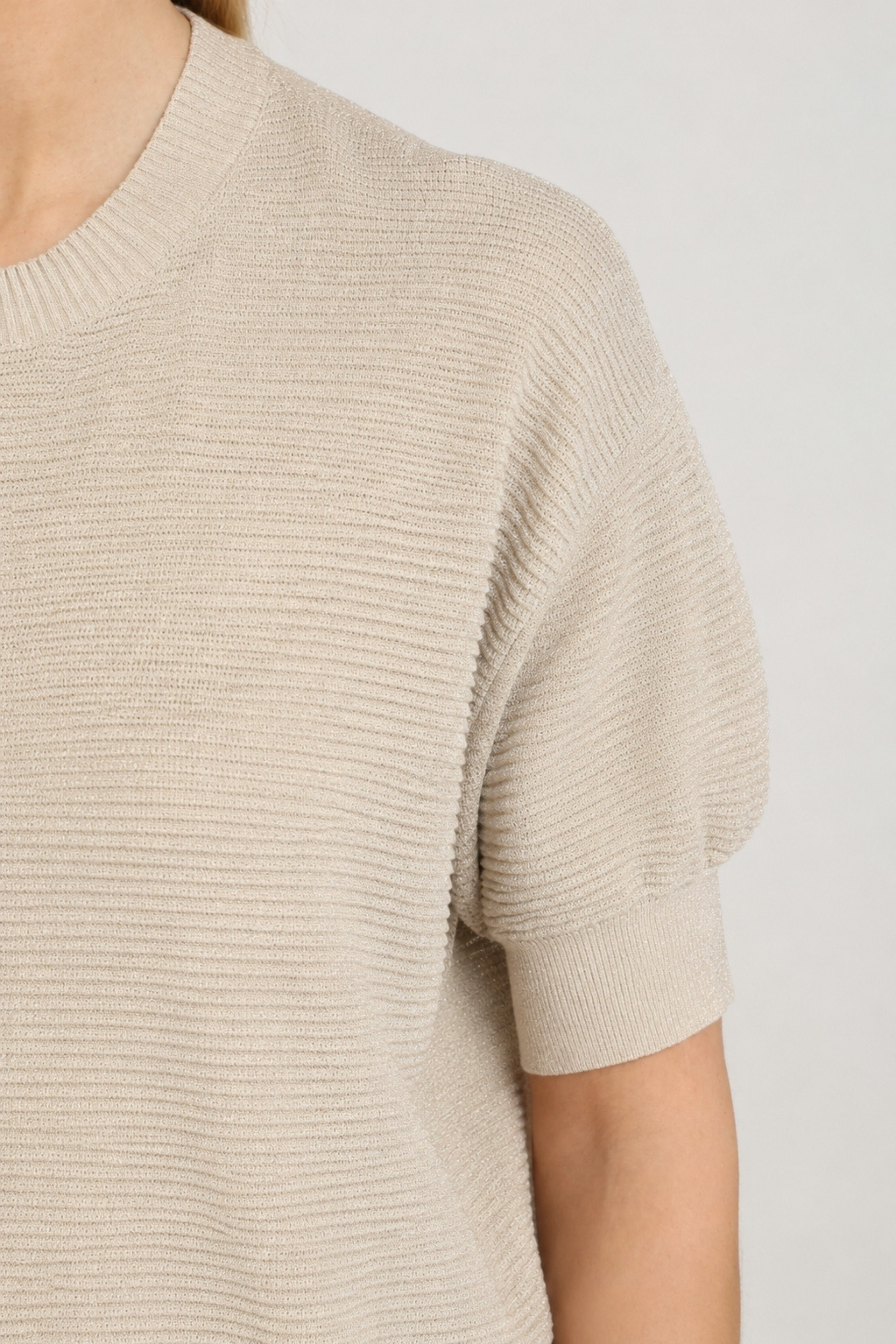 Top Kinty Lurex Sand NKF01068