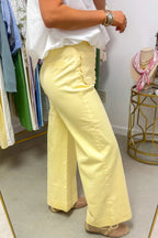 Yellow Solid Color Scalloped Patch Pocket Shift Jeans