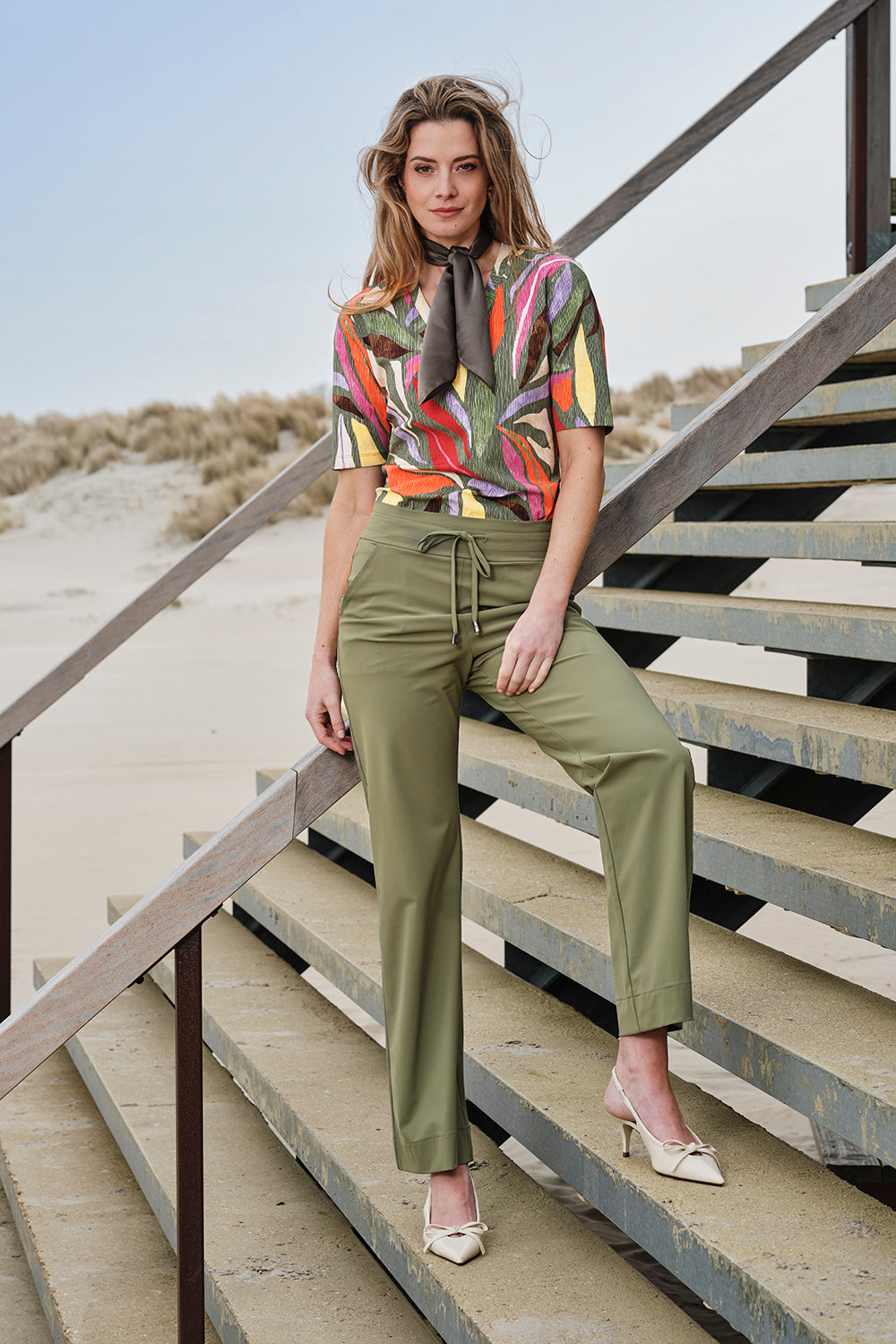 Travel Top Summer Leaf Dance Print Olive 202271