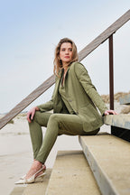 Travel Top Pleated Olive 202814