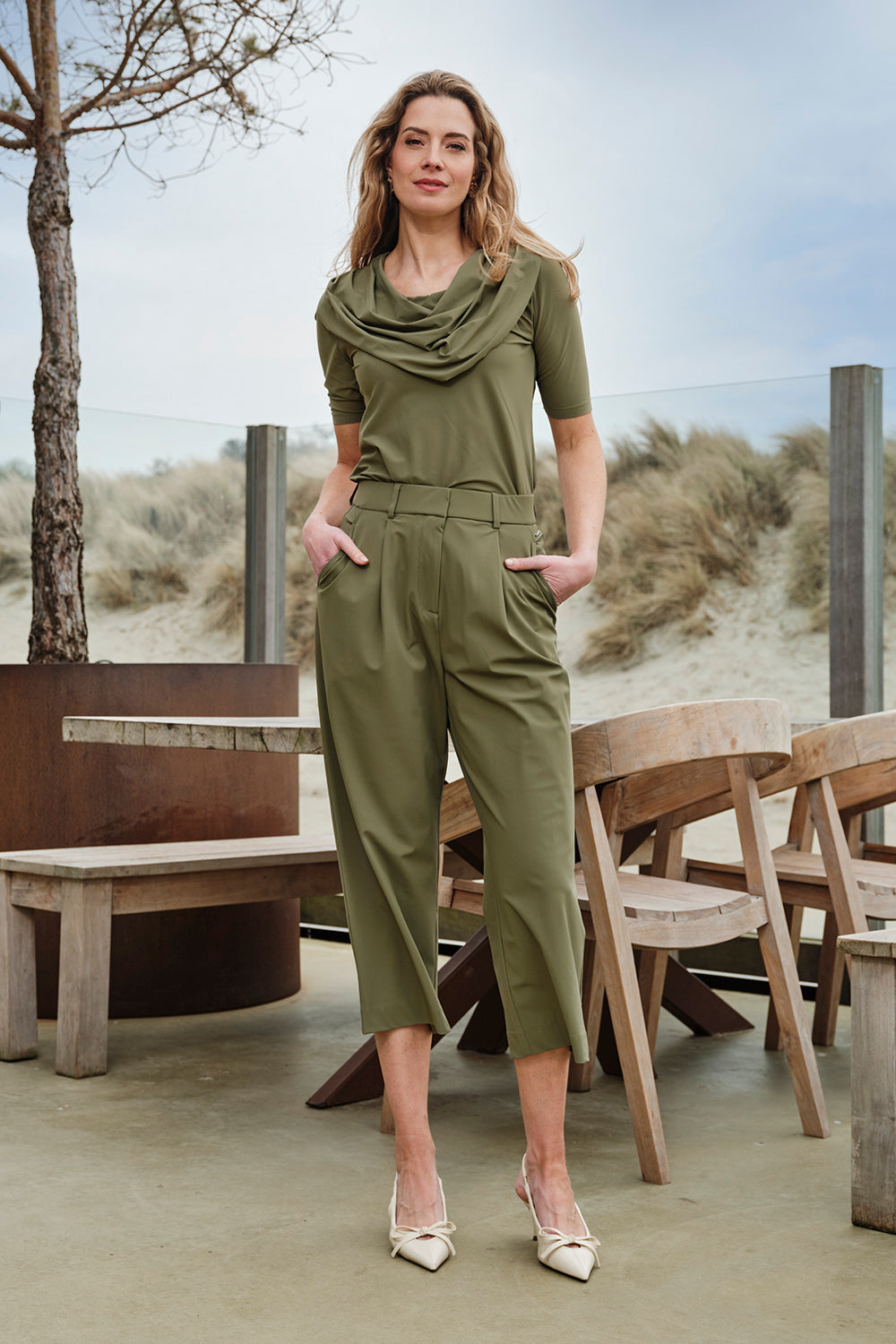 Travel Top Drape Neck Olive 202829