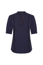 Travel Top Lace Navy 202828