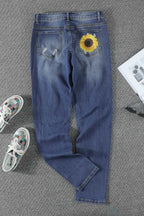 Distressed High Waist Jeans