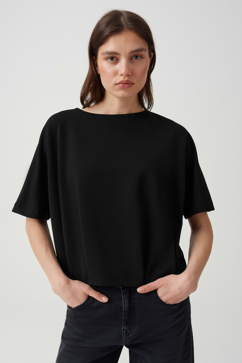 Top Ginne Black