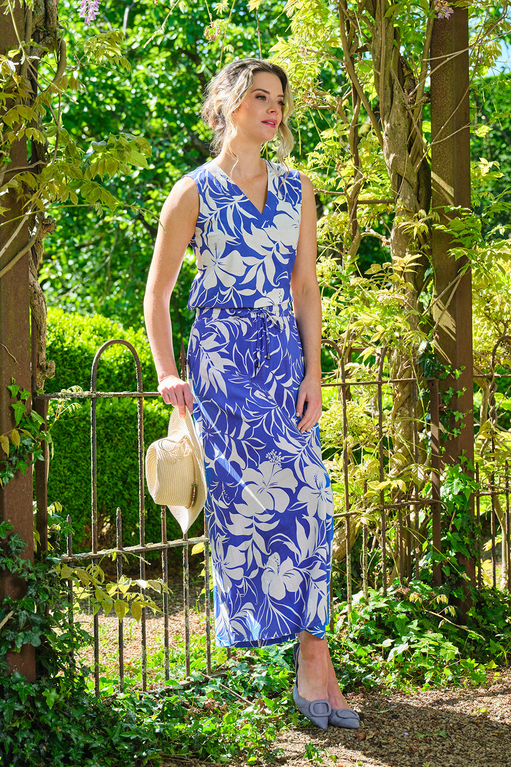 Travel Top Tropical Hibiscus Print Nautic Blue 202425