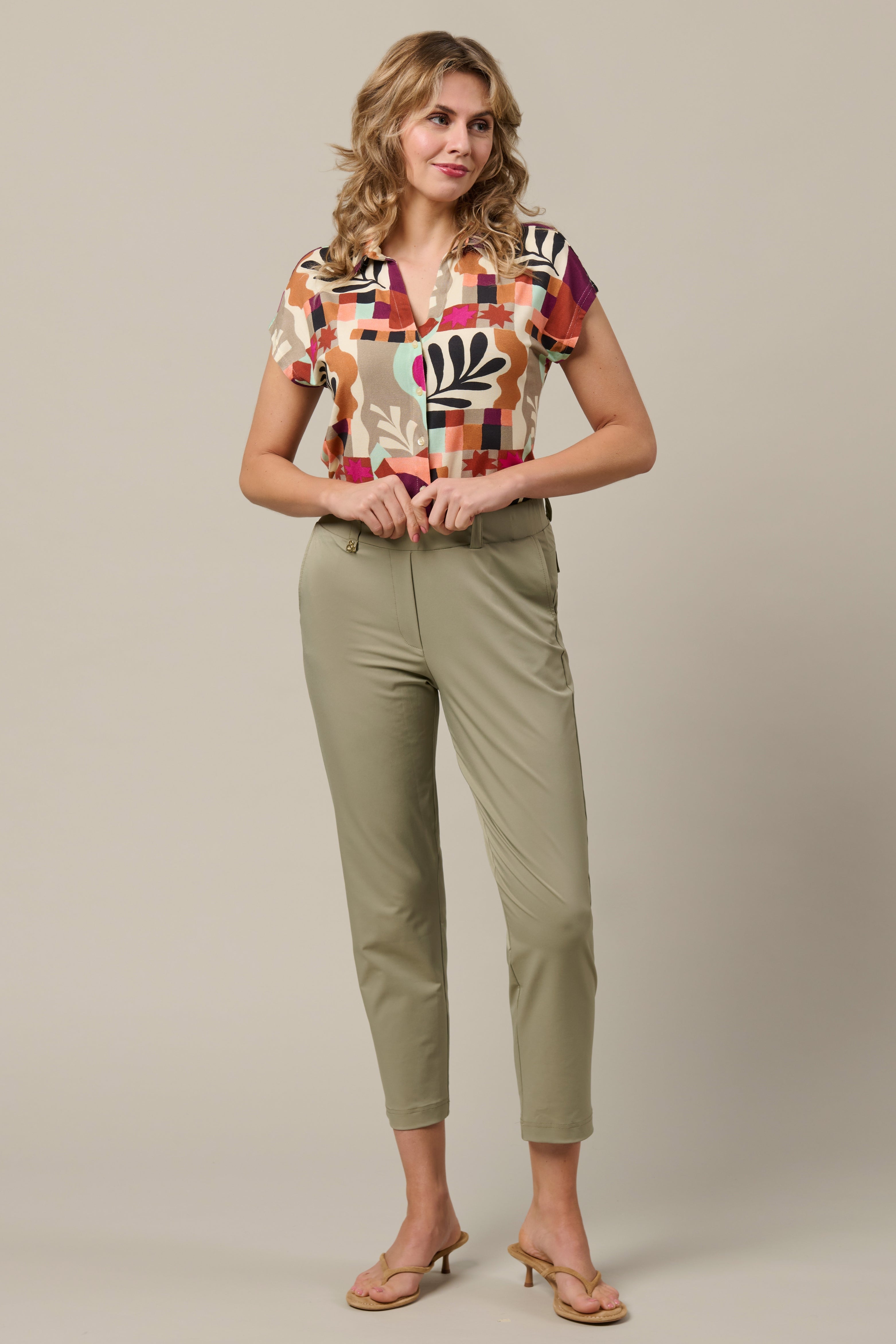 Top Valetta Art Leaf Plum Multi BL439