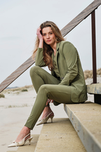 Travel Top Pleated Olive 202814