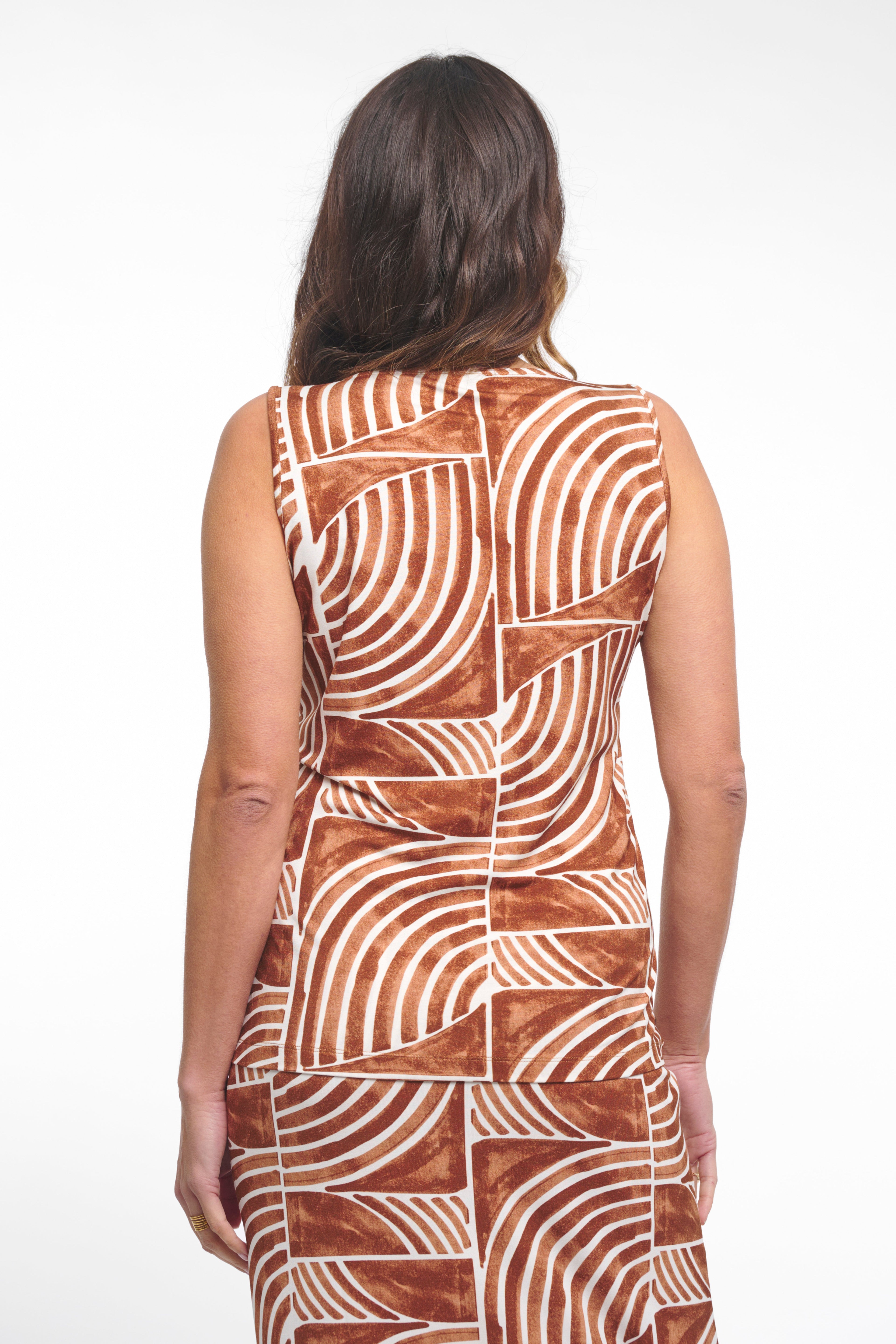 Top Britt Summer Camel 262