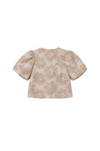 Top Lea Sand Flower