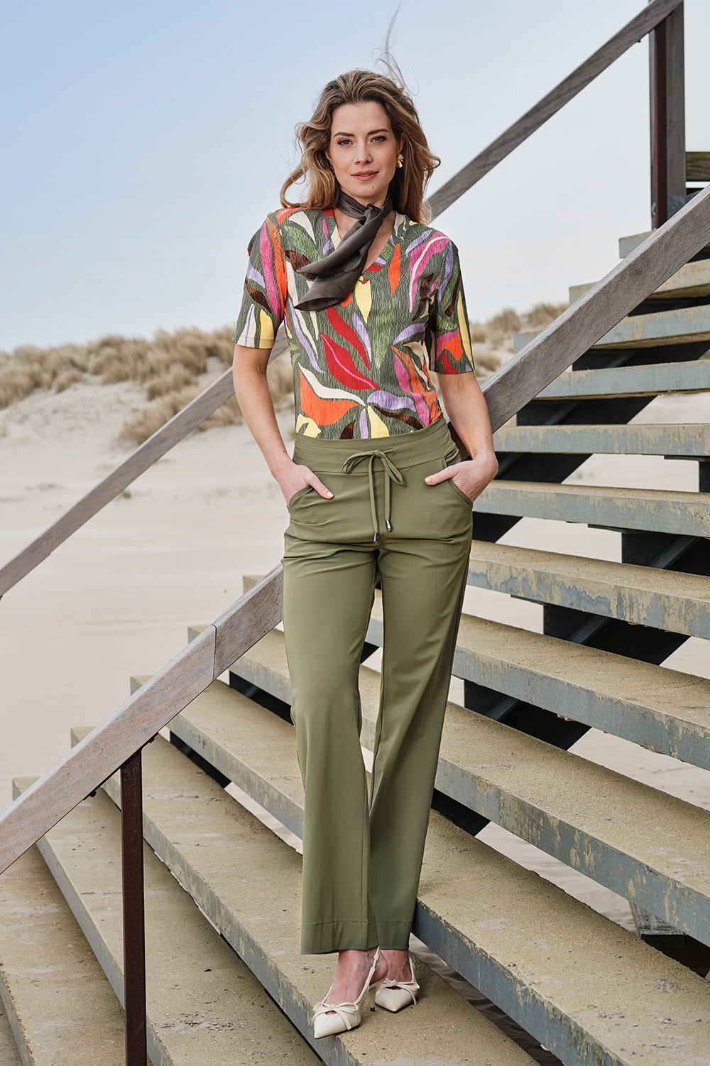 Travel Top Summer Leaf Dance Print Olive 202271